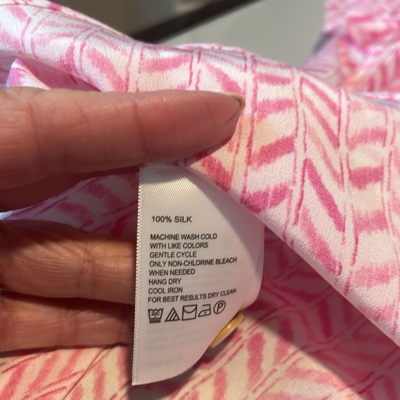 Tommy Bahama silk button down shirt - Picture 4 of 5